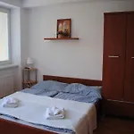 Apartment Golem